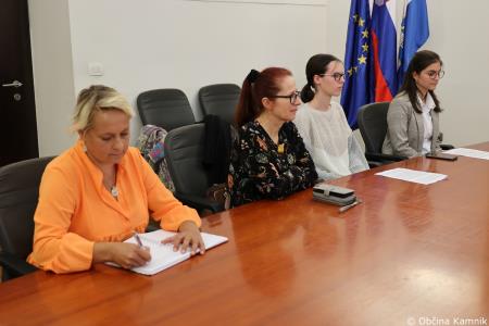Poročilo dijakov Gimnazije in srednje šole Rudolfa Maistra Kamnik o udeležbi na Mladinskem parlamentu Alpske konvencije (2)